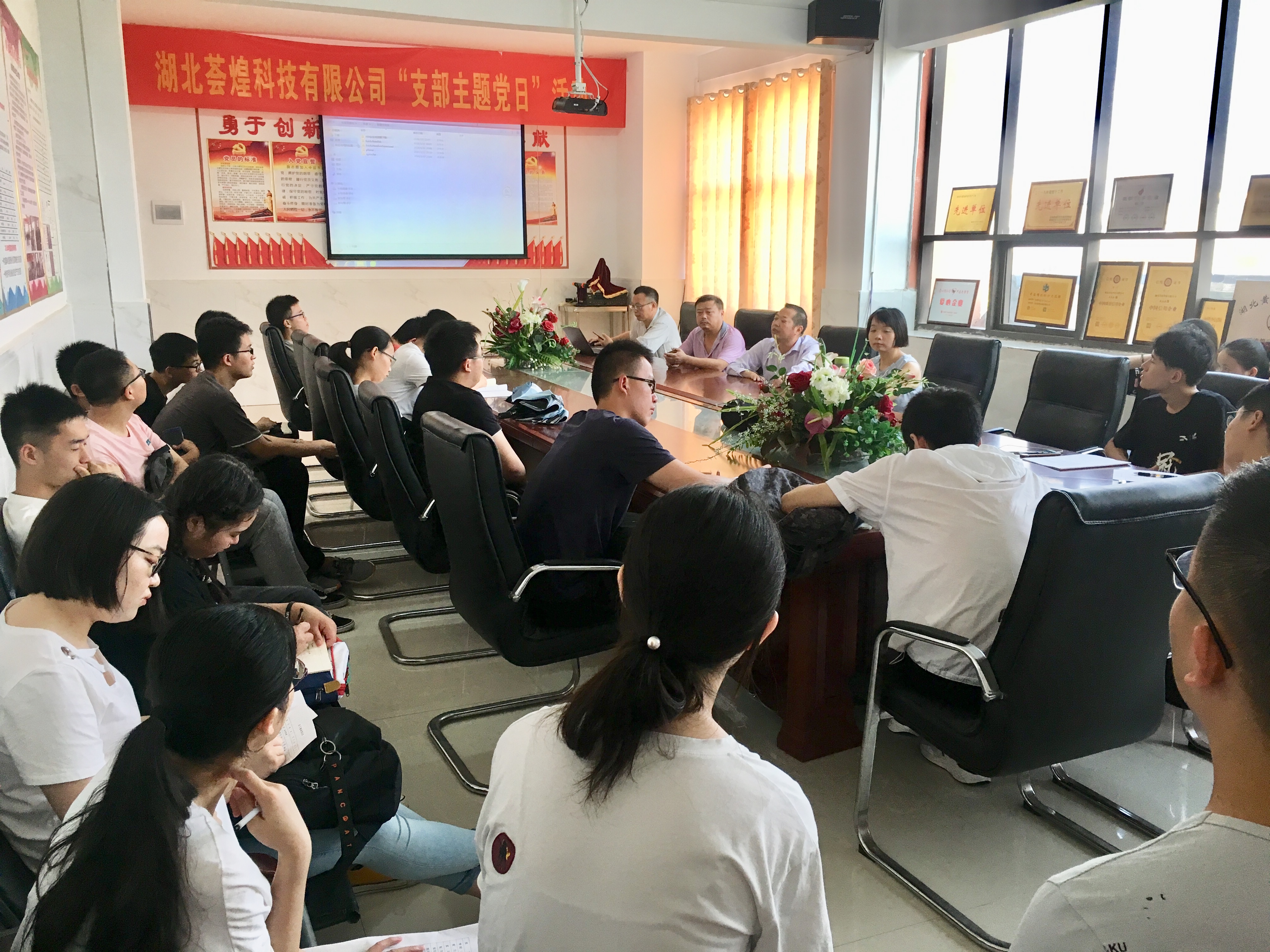 薈煌再次迎來(lái)湖大學(xué)子實(shí)習